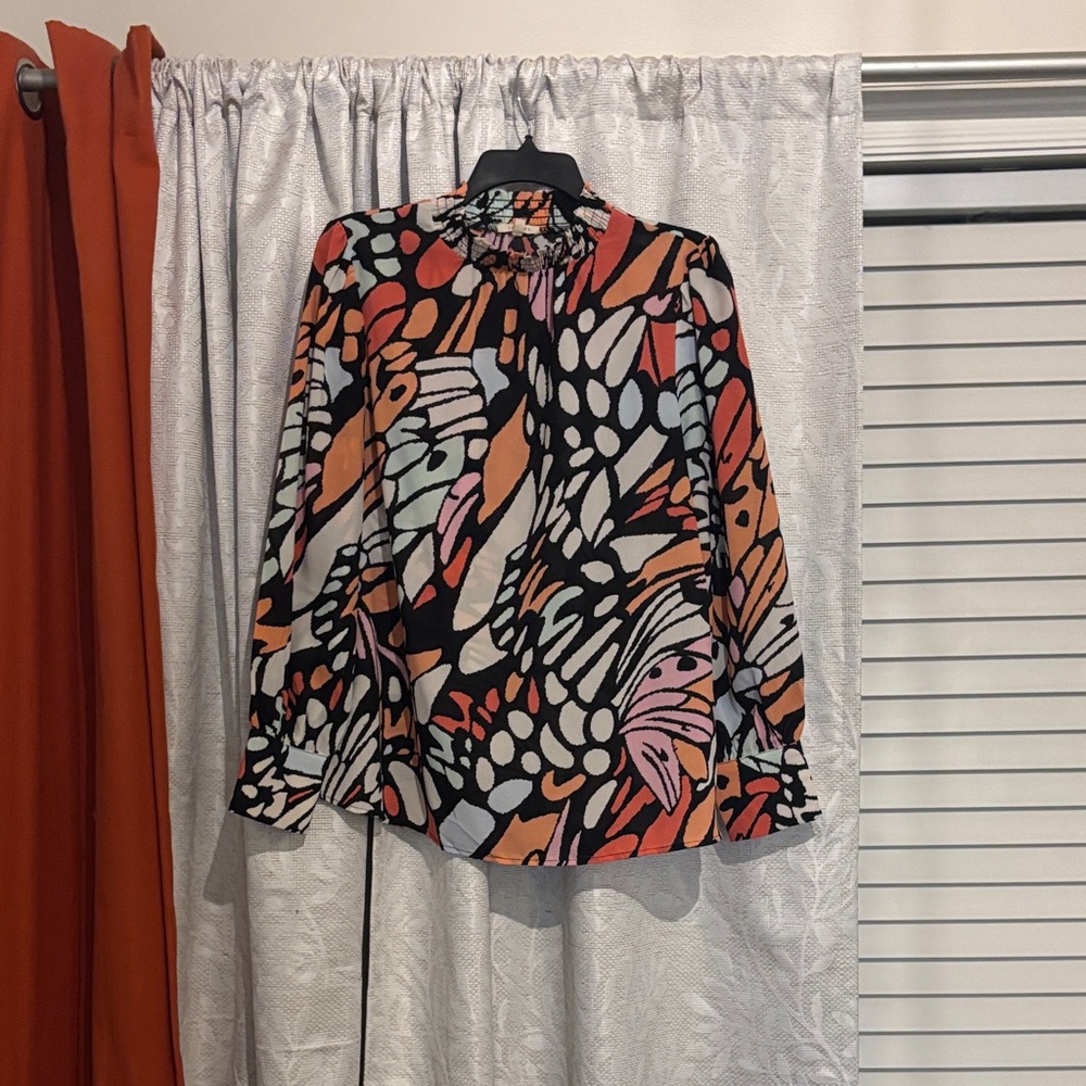JODIFL Black Blouse with Coral, Peach & Cream Abstract Print